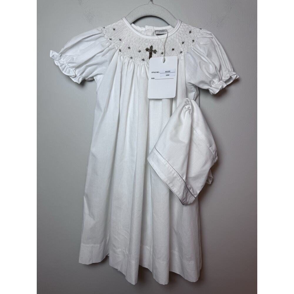 Carriage Boutique White Smocked Baptism Christening Gown Hat Set 24 Months NWT